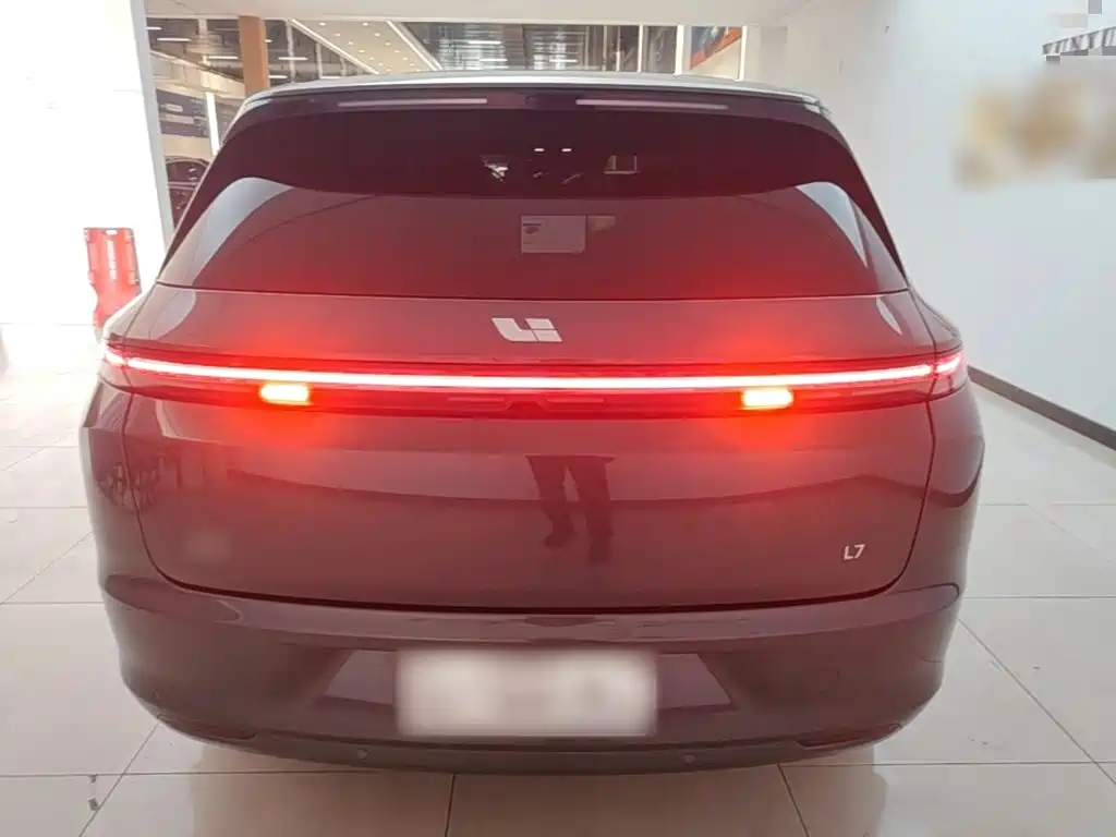 Li Auto Li L7 2024
