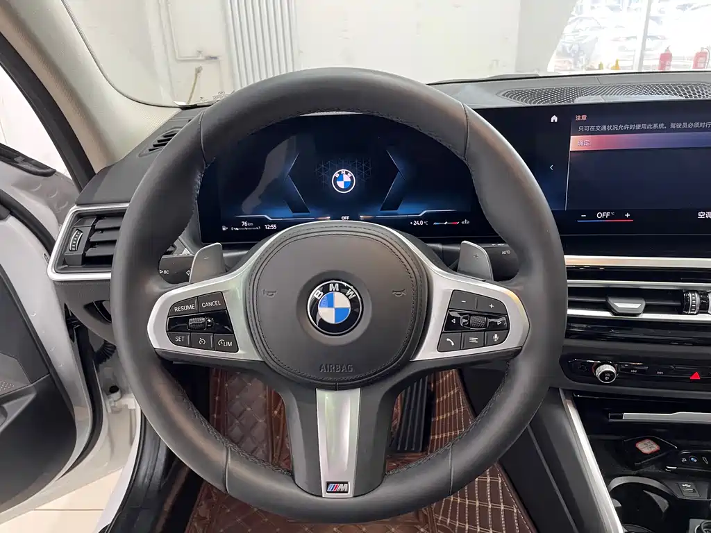 BMW 3 Series 2023 — фото 12