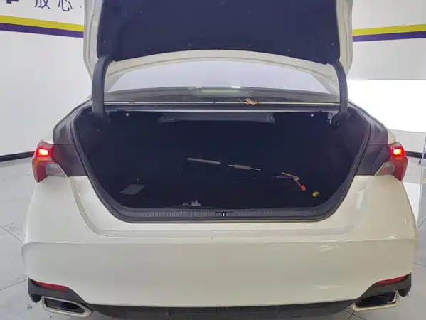 Toyota Avalon 2023