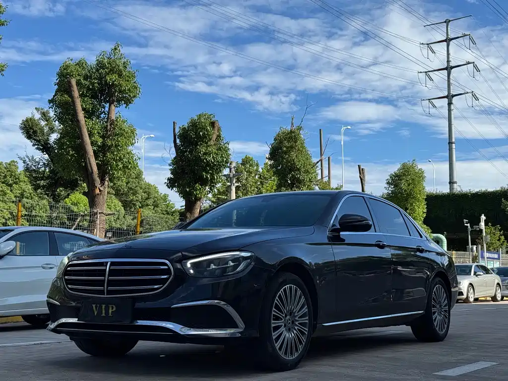 Mercedes-Benz E-Class 2023