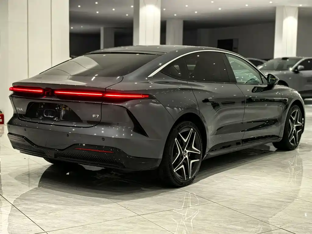 Roewe Feifan F7 — фото 4