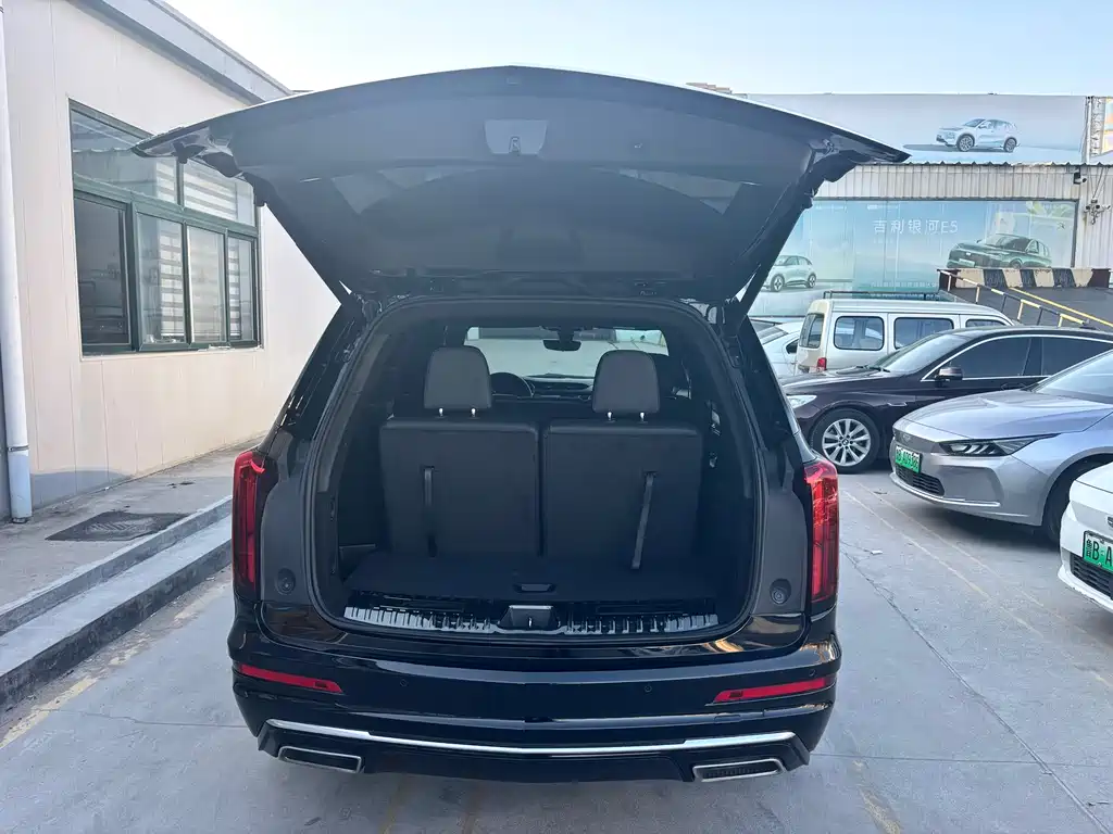 Cadillac XT6 2020 — фото 7
