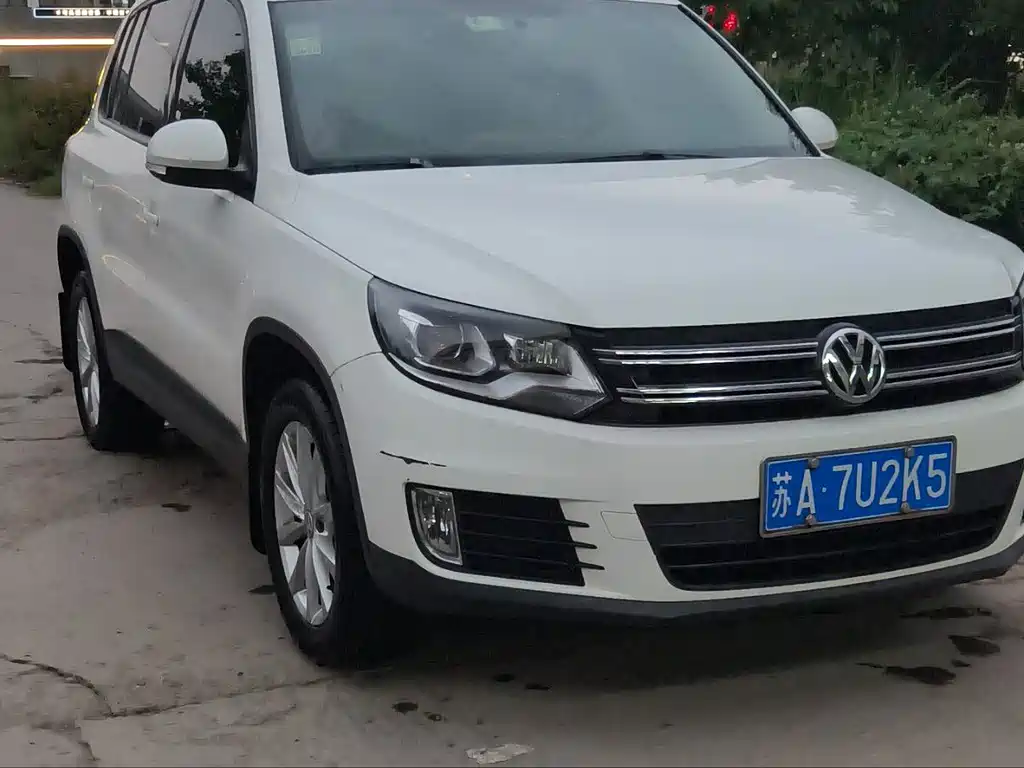 Volkswagen Tiguan 2018 — фото 1