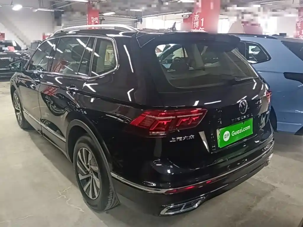 Volkswagen Tiguan L PHEV 2026