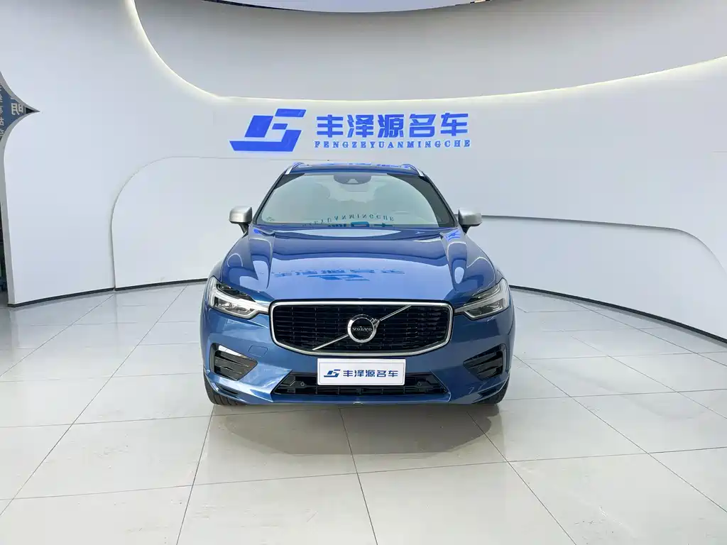 Volvo XC60 2019 — фото 3
