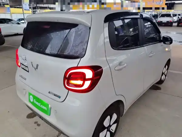 Wuling Hongguang MINIEV 2025