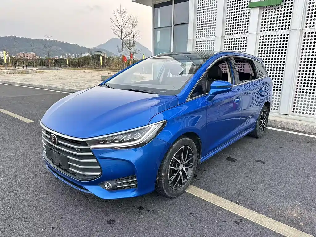 BYD MAX 2018 — фото 17