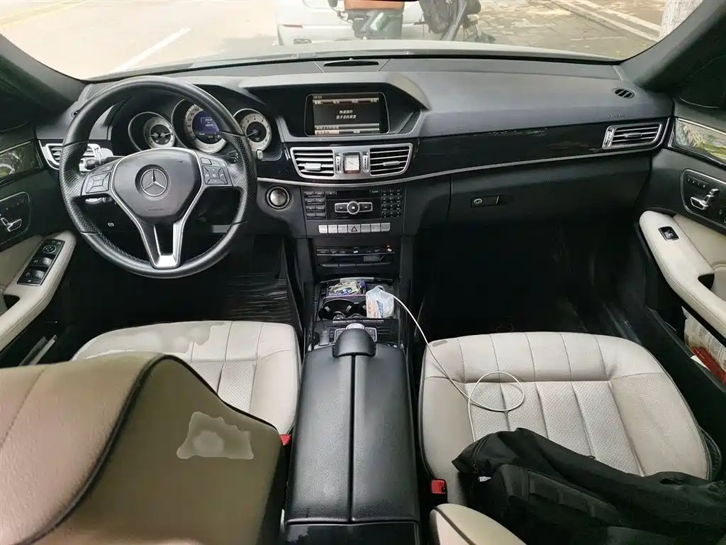 Mercedes-Benz E-Class 2014 — фото 13