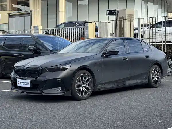 BMW i5 2024