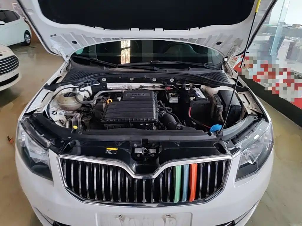 Skoda Octavia 2016 — фото 20