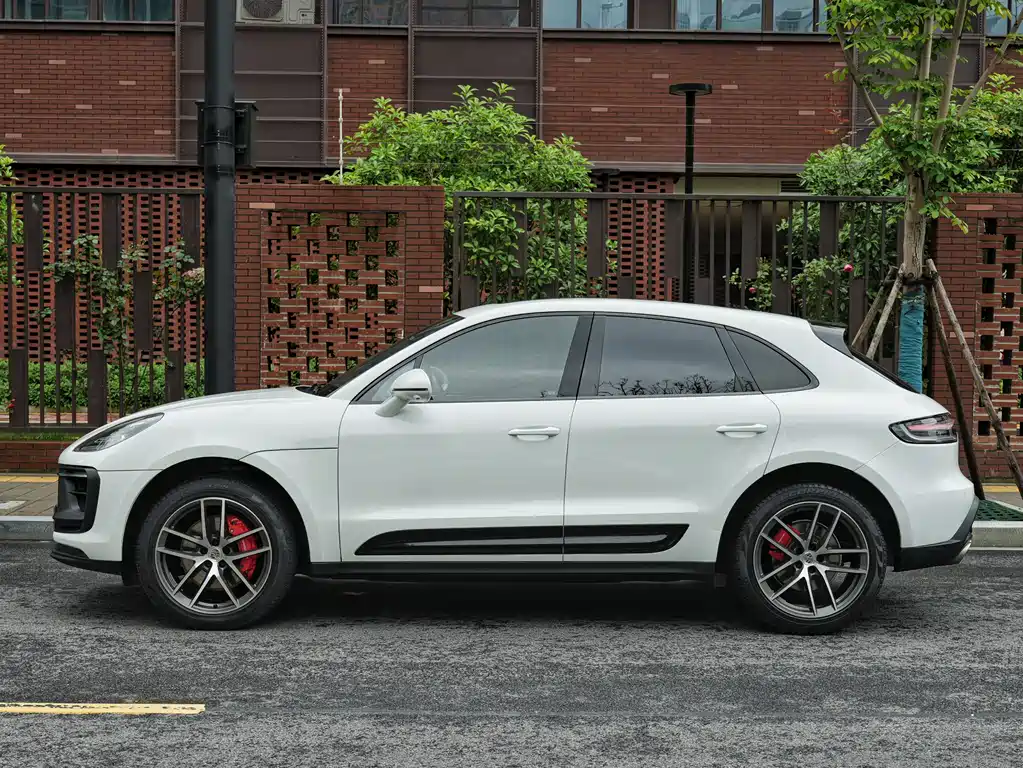 Porsche Macan 2022 — фото 2