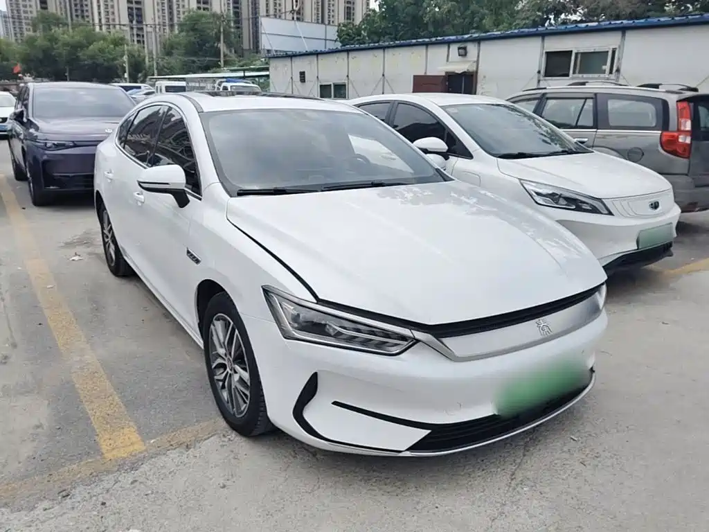 BYD Qin PLUS 2022 — фото 4
