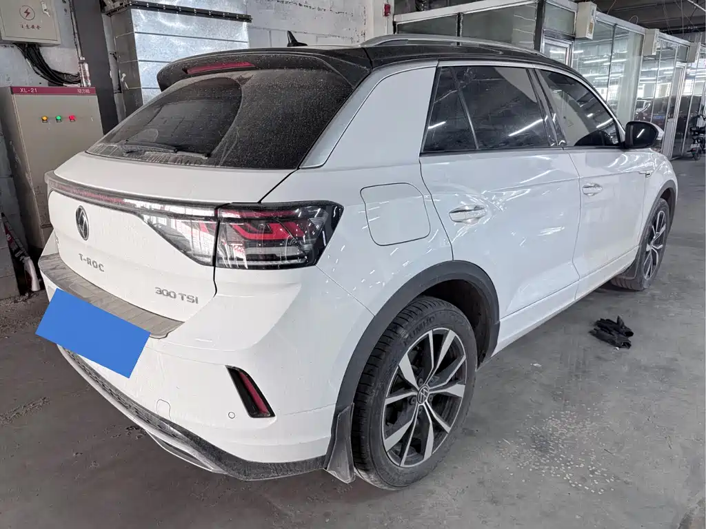Volkswagen T-Roc 2023 — фото 19