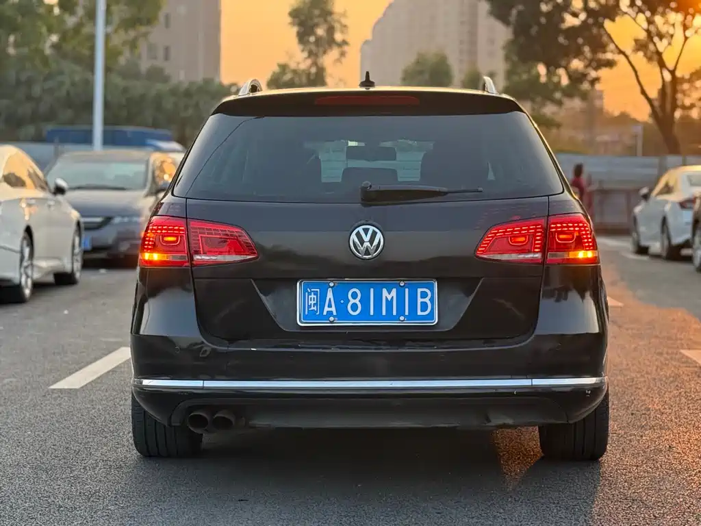 Volkswagen Magotan 2012