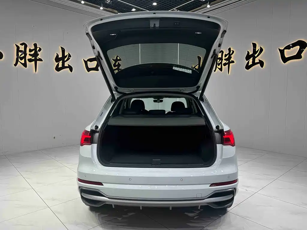 Audi Q3 2022 — фото 16