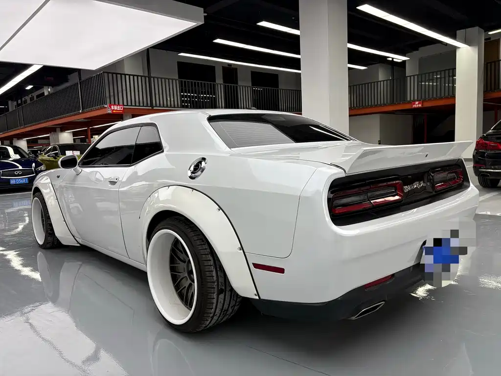 Dodge  2019 — фото 16