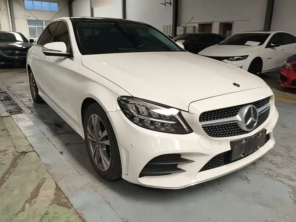 Mercedes-Benz C-Class 2021
