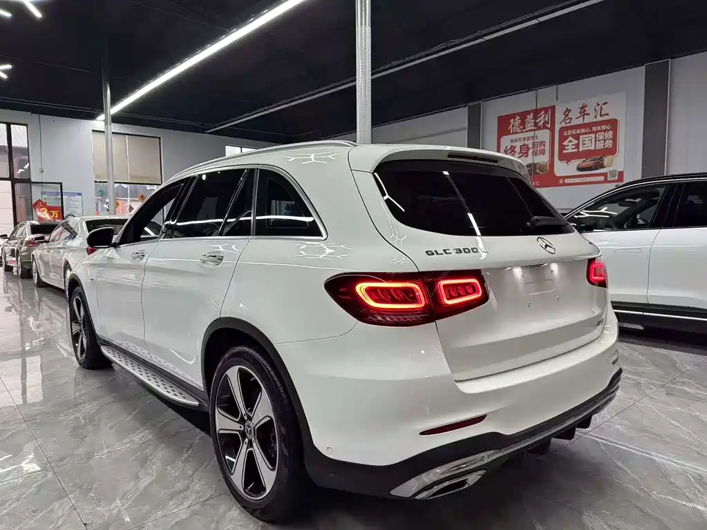 Mercedes-Benz GLC 2023 — фото 6
