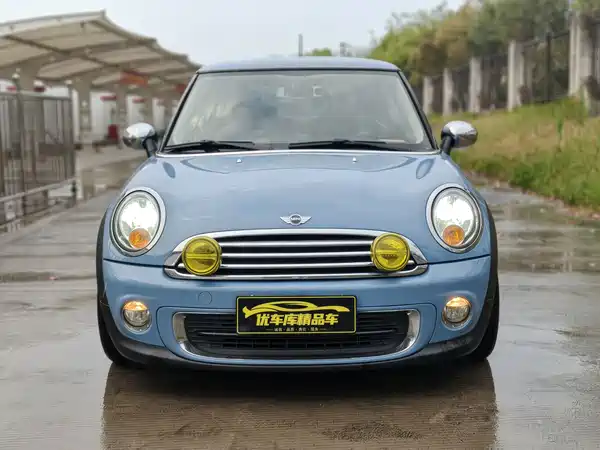 MINI 2012
