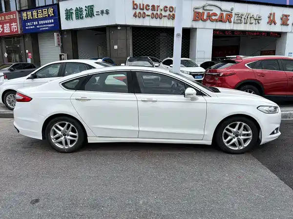 Ford Mondeo 2016