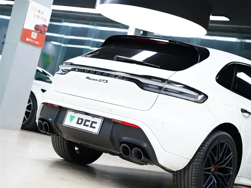 Porsche Macan 2023 — фото 5