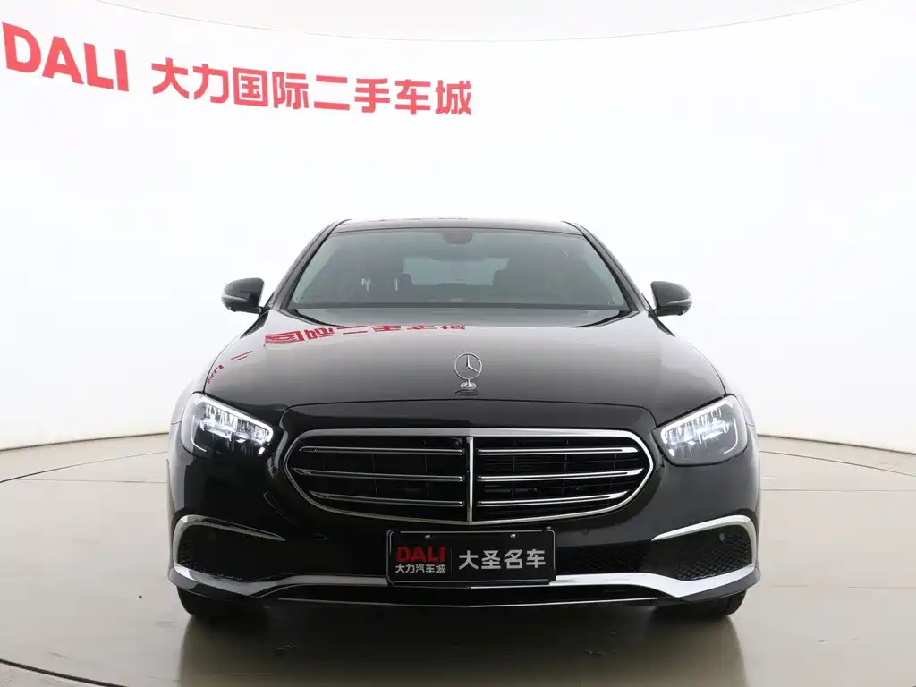 Mercedes-Benz E-Class 2022 — фото 2