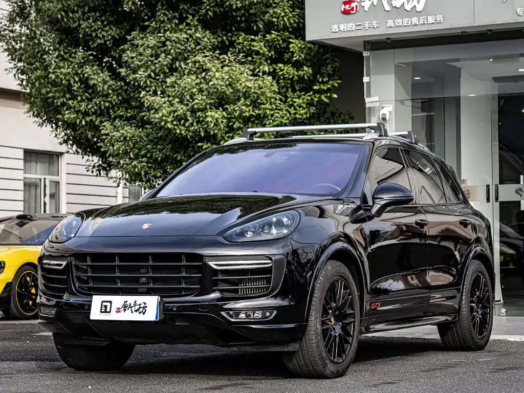 Porsche Cayenne 2016 — фото 4
