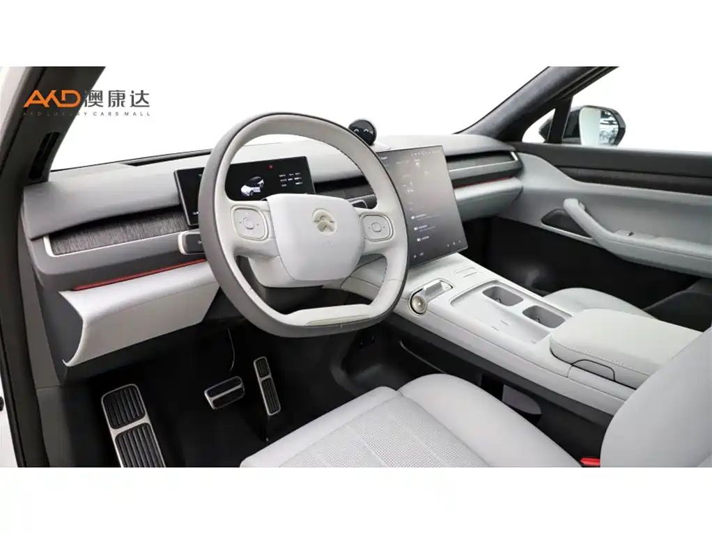 NIO ES8 2023