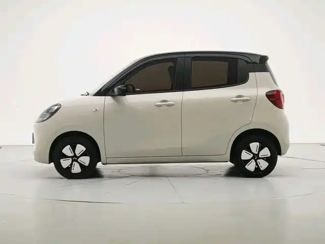 Wuling MINIEV 2025