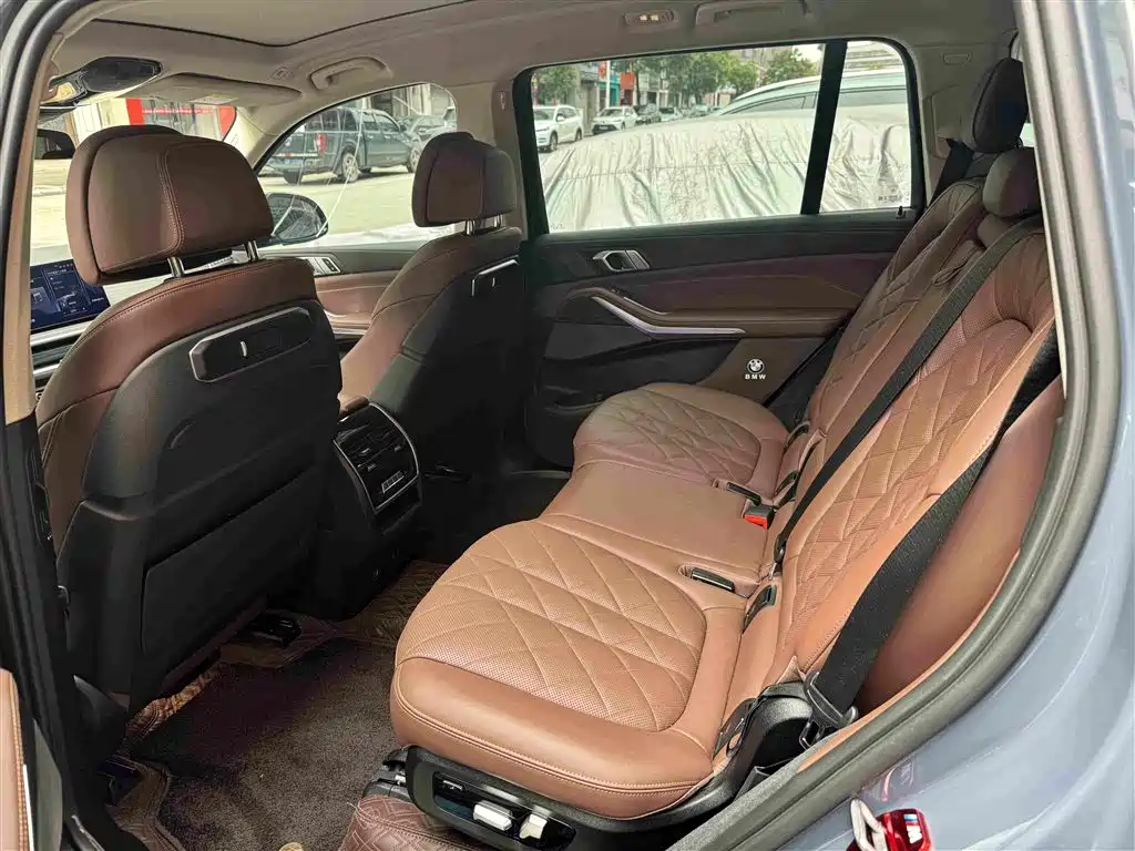 BMW X7 2023 — фото 12