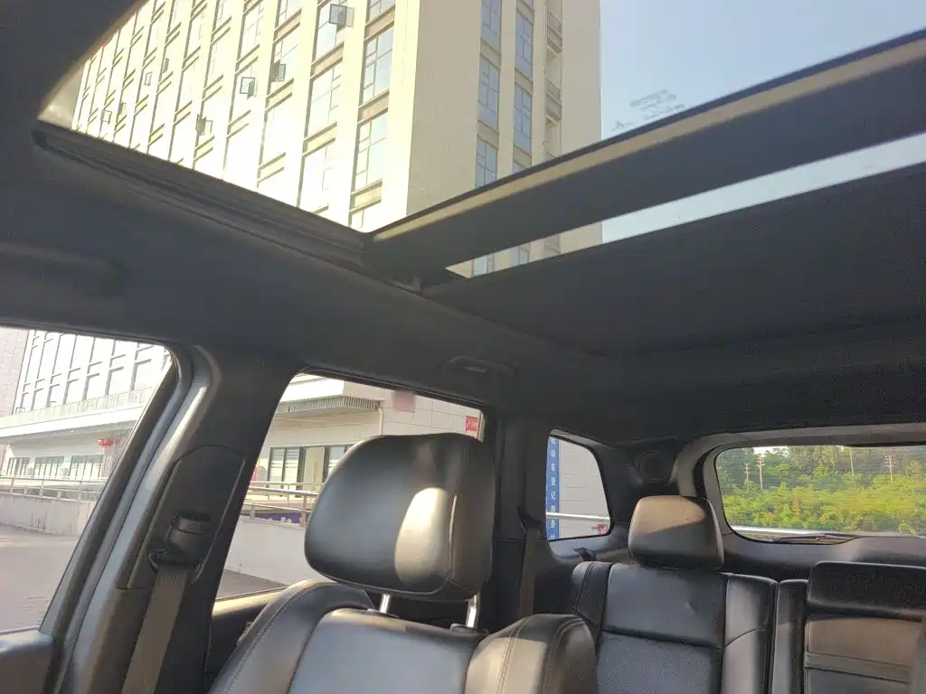 Jeep Grand Cherokee 2015 — фото 22