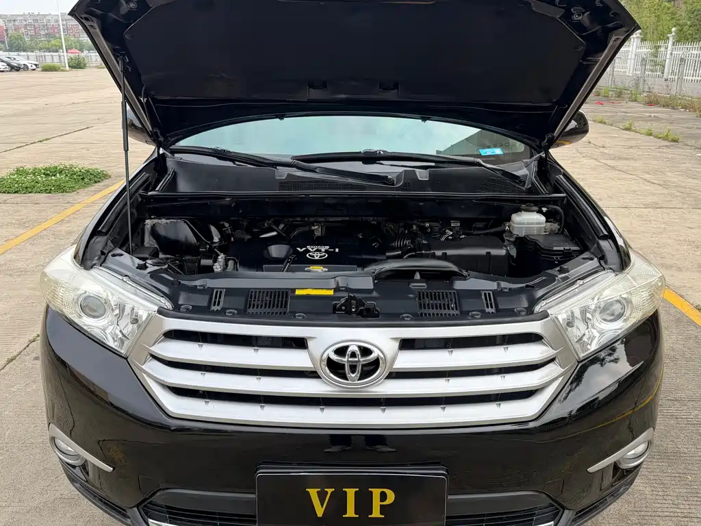 Toyota Highlander 2013 — фото 17