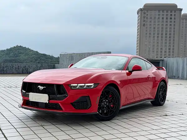 Ford Mustang 2025