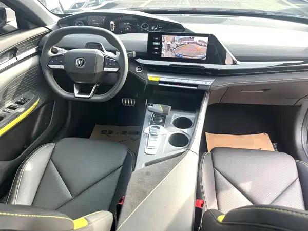 Changan UNI-V 2022