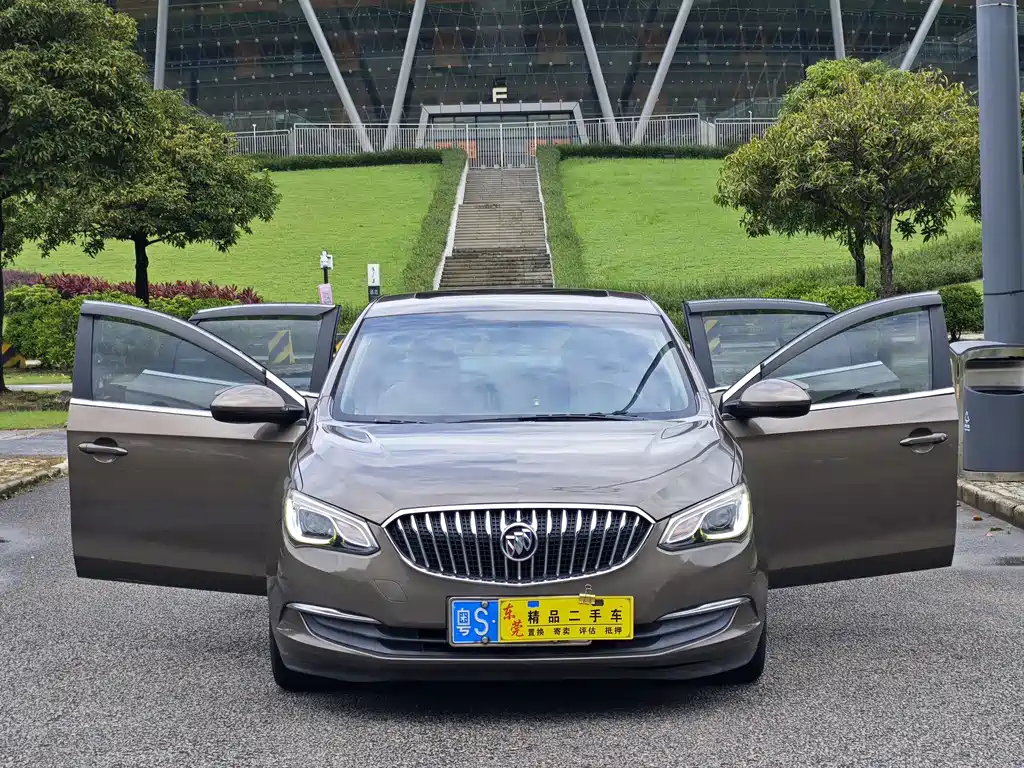 Buick Excelle 2017 — фото 11