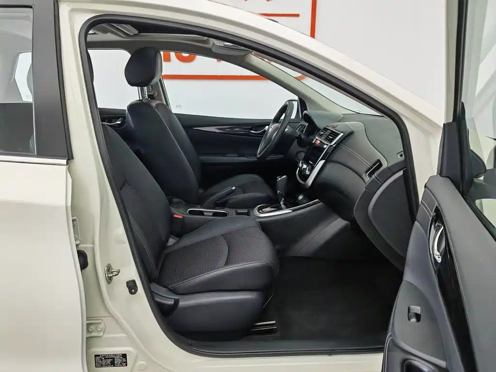 Nissan Tiida 2019 — фото 23