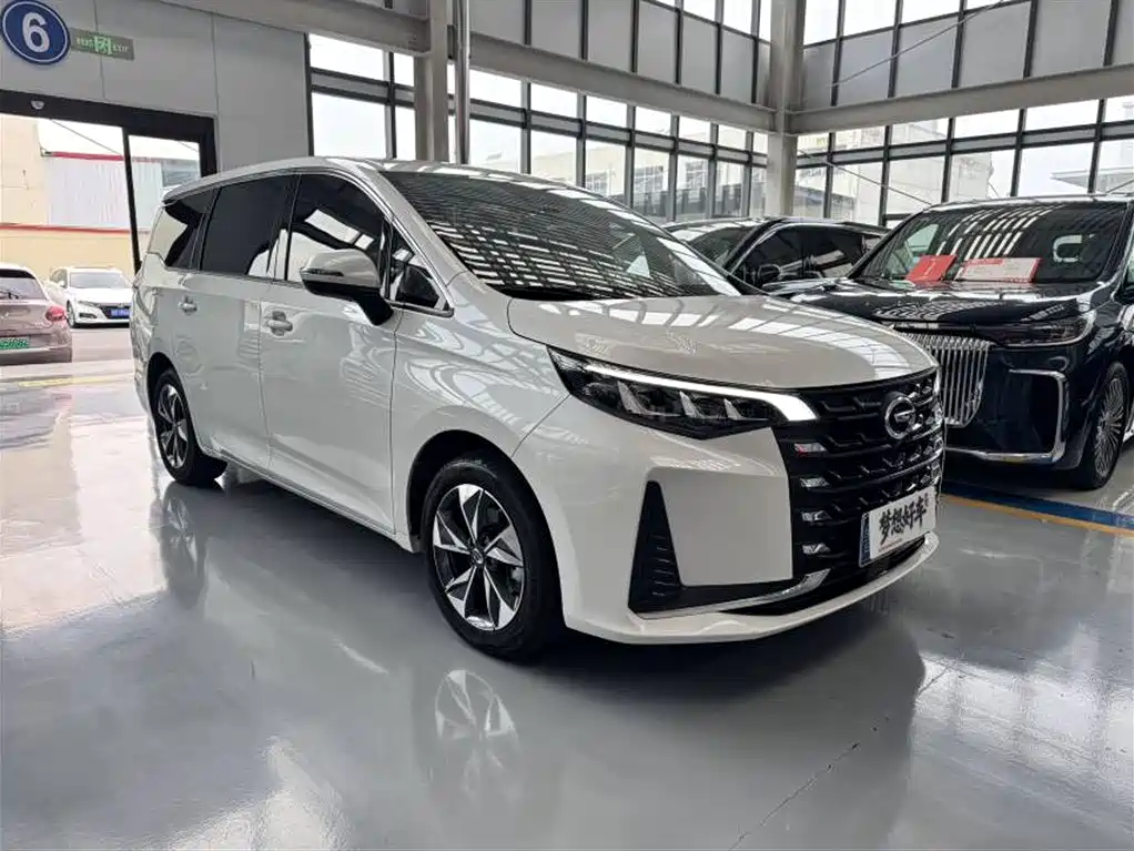 GAC Motor Trumpchi M6 2023 — фото 3