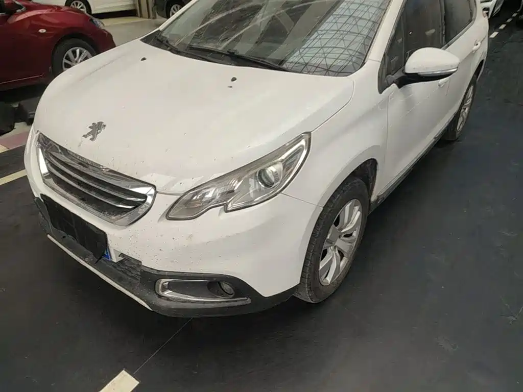 Peugeot 2008 2015 — фото 24