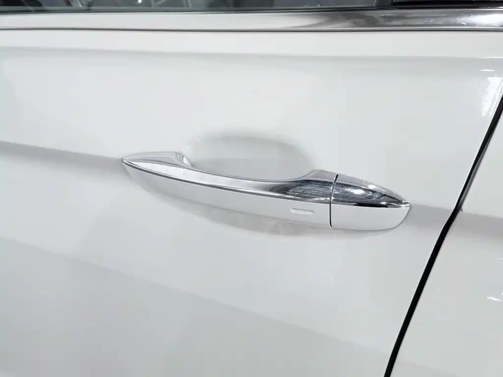 Volkswagen Tiguan L 2021 — фото 18