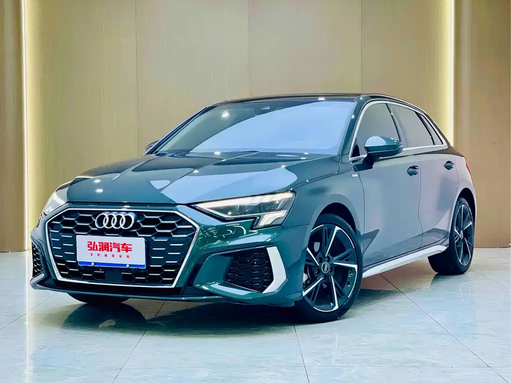 Audi A3 2022 — фото 1