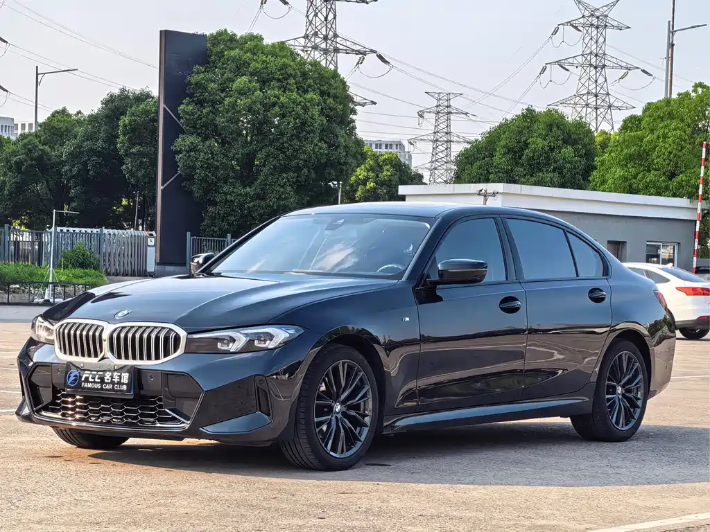 BMW 3 Series 2023 — фото 1