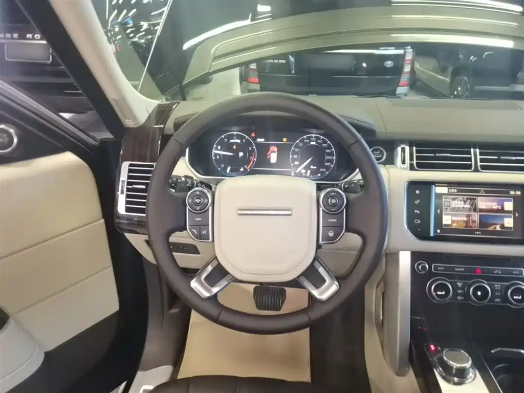 Land Rover Range Rover 2016 — фото 11