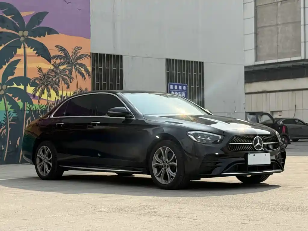 Mercedes-Benz E-Class 2021