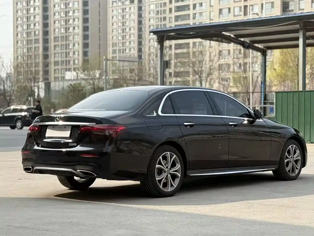 Mercedes-Benz E-Class 2021