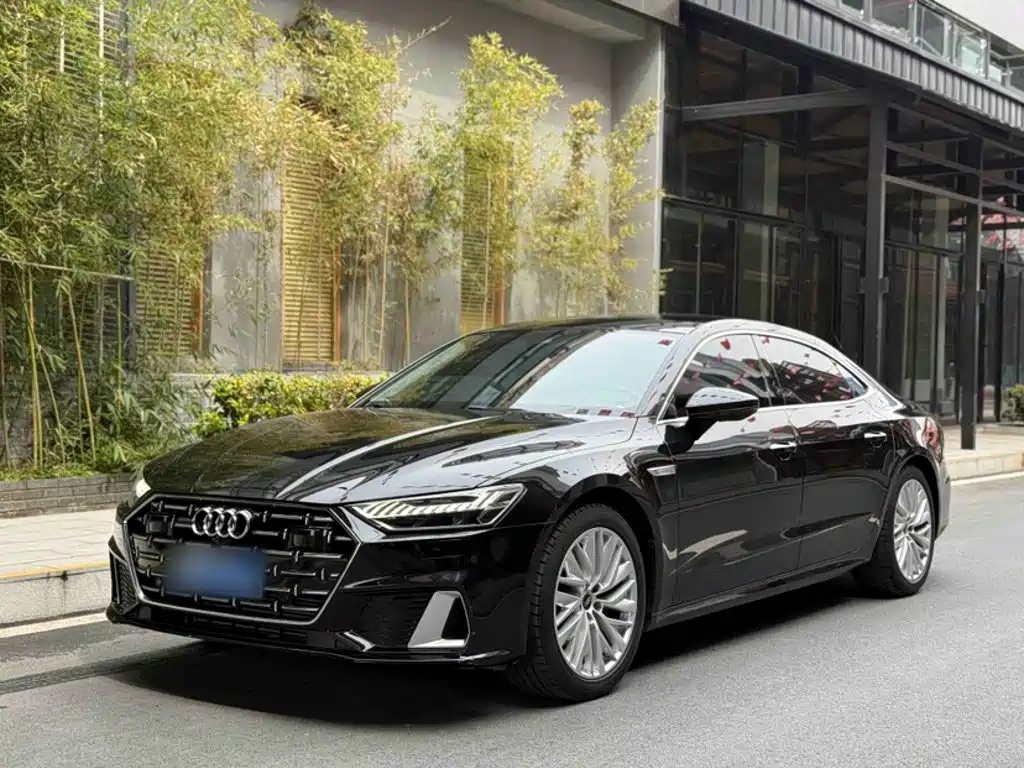 Audi A7L 2024 — фото 1