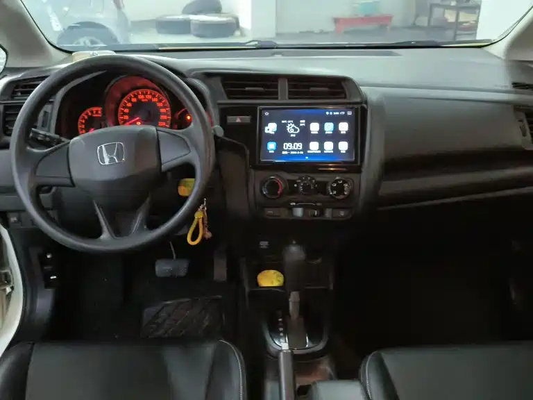 Honda Fit 2019 — фото 6
