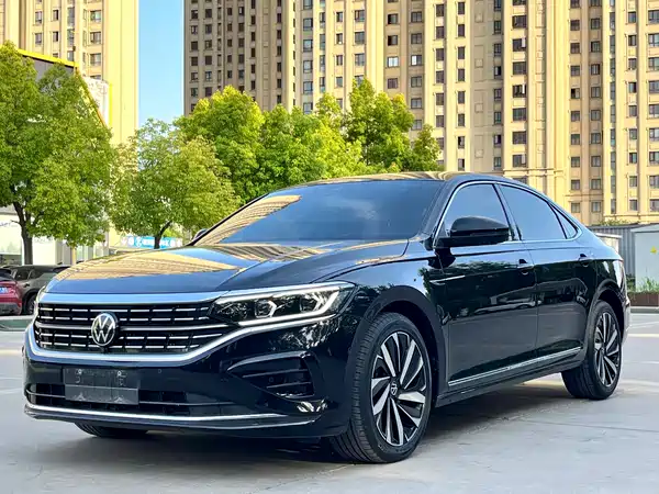 Volkswagen Passat 2023