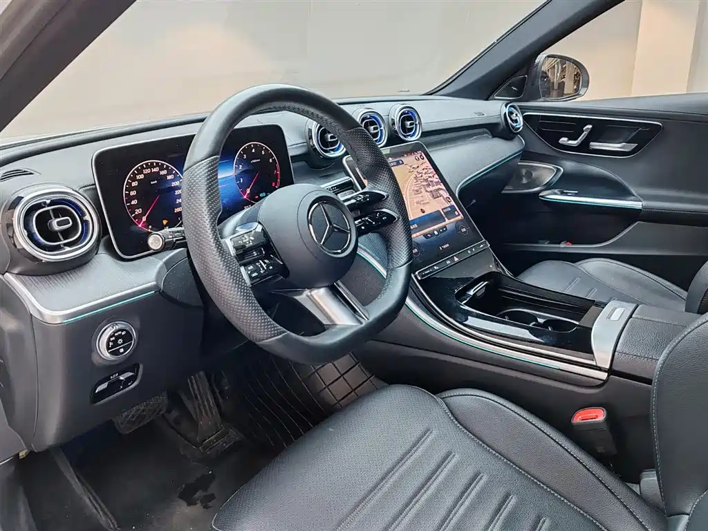 Mercedes-Benz C-Class 2022 — фото 9