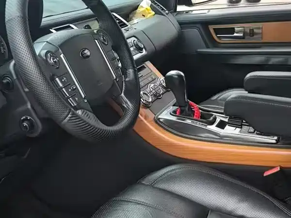 Land Rover Range Rover Sport 2012
