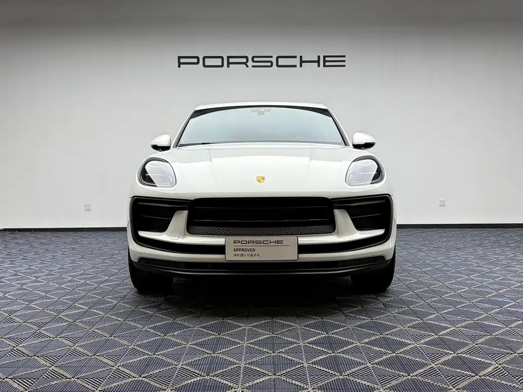 Porsche Macan 2023 — фото 9